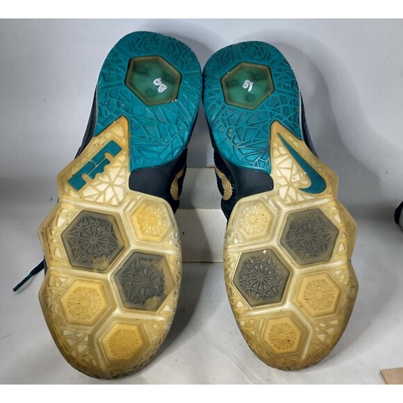 Nike LeBron James 12 XII Low “Black Green Metallic Gold” US men's 11  724557-070 - Picture 11 of 14